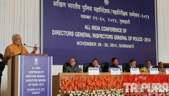 India needs a SMART police, Modi says India needs a SMART police, Modi says